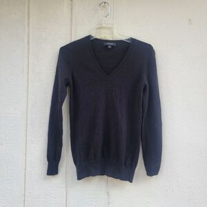 Ann Taylor Sweater Wmns Sz XS Longsleeve 100% Cashmere  Pullover V-Neck